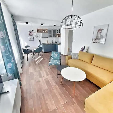 Апартаменти Luna *